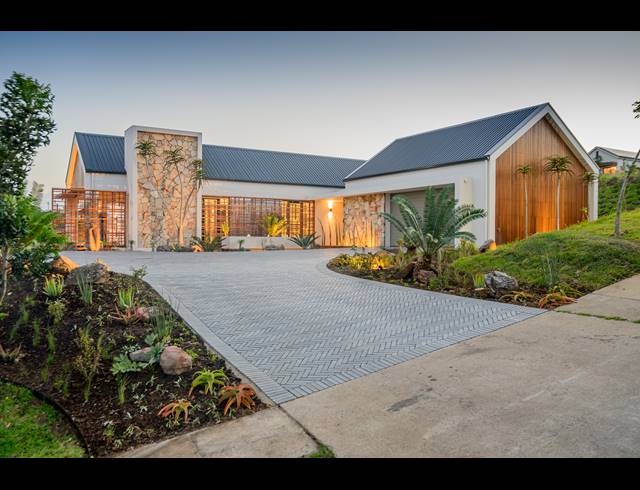 4 BEDROOM HOUSE FOR SALE IN SPRINGVALE COUNTRY ESTATE